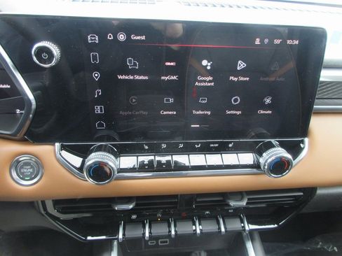 New 2026 GMC Canyon AT4 image 18