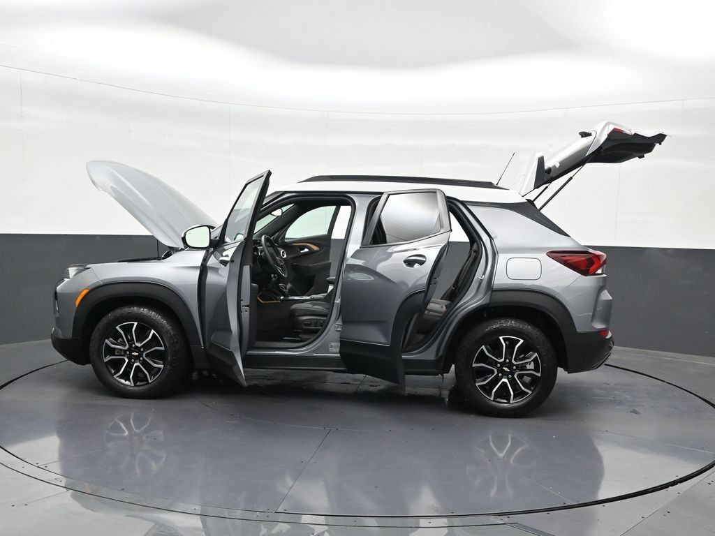 Used 2023 Chevrolet TrailBlazer ACTIV w/ Convenience Package FWD image 33