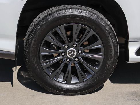Certified 2021 Lexus GX 460 Premium w/ Accessory Package AWD/4WD image 10