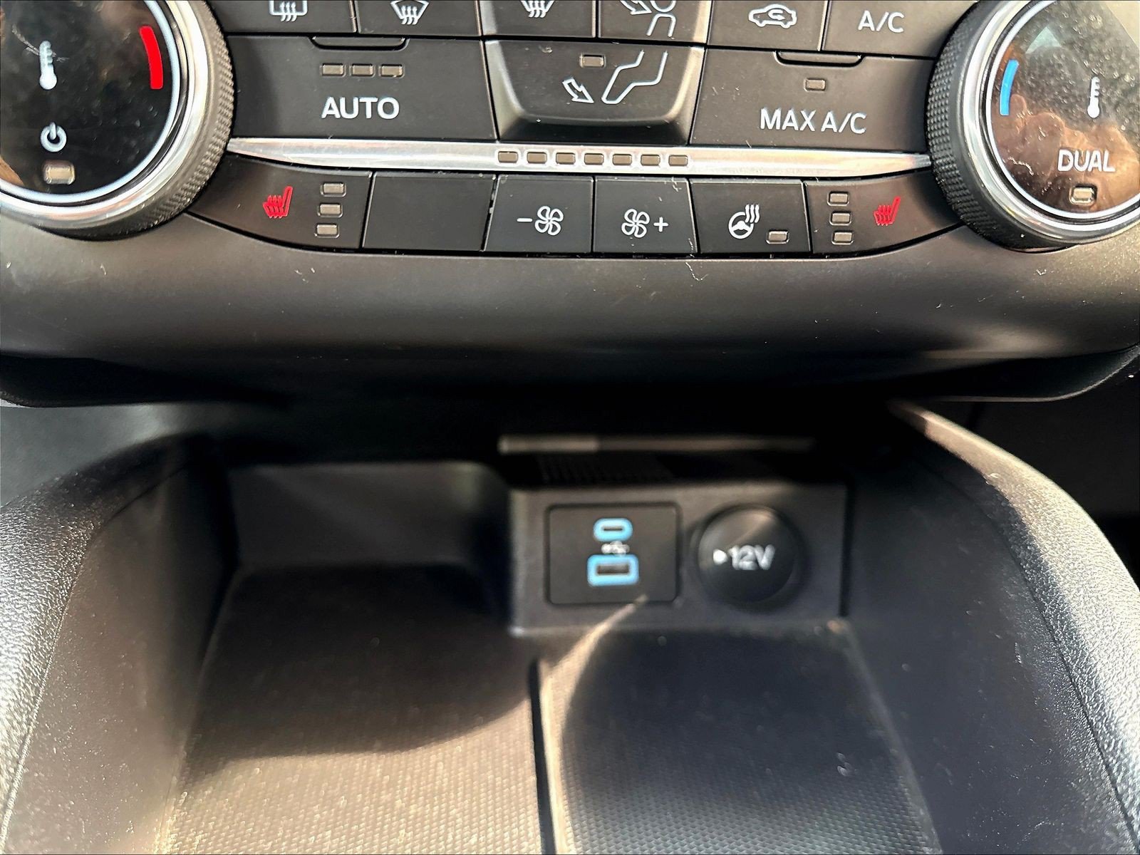 Used 2023 Ford Escape Active AWD/4WD image 18
