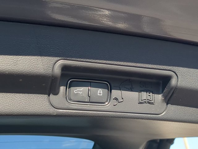 Used 2025 Ford Explorer ST-Line w/ Premium Package RWD image 15