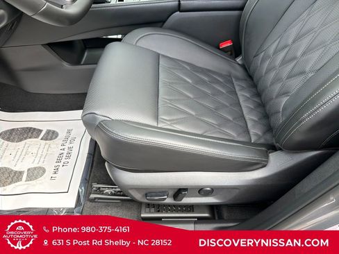 New 2026 Nissan Rogue Platinum AWD/4WD image 13