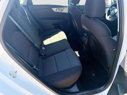 Used 2023 Kia Forte LXS FWD image 28