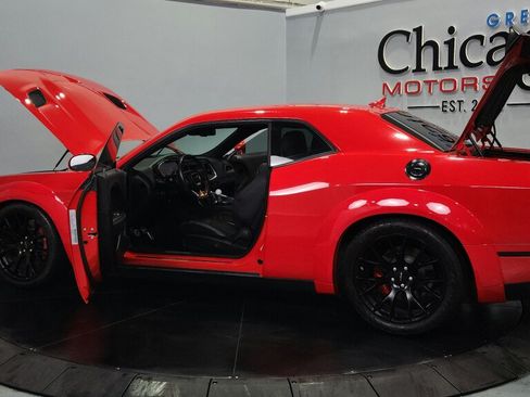 Used 2016 Dodge Challenger SRT Hellcat RWD image 19