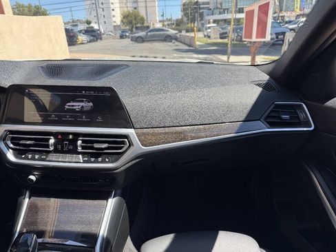 Used 2021 BMW 330e w/ Convenience Package RWD image 19