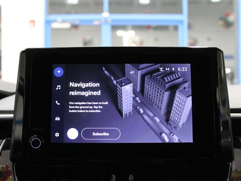 Used 2023 Toyota Corolla LE image 28