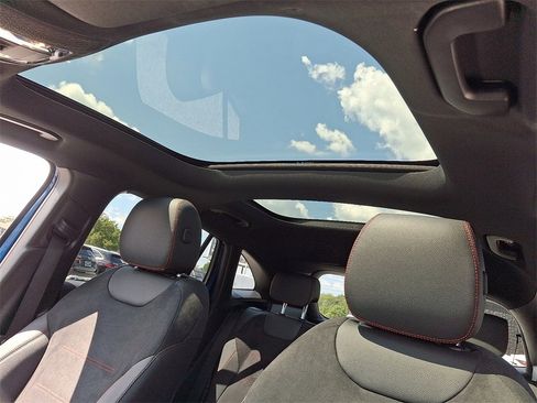 Certified 2024 Mercedes-Benz GLA 250 4MATIC image 14