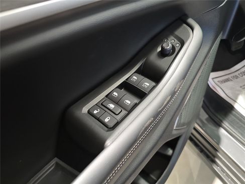 New 2026 Jeep Grand Cherokee Limited image 19