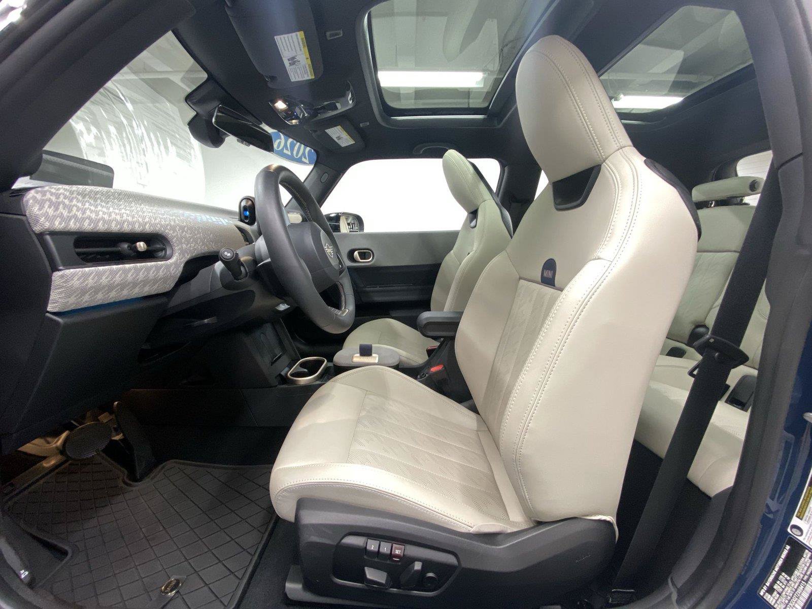 Used 2026 MINI Cooper S FWD image 17
