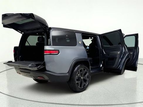 Used 2026 Rivian R1S Adventure AWD/4WD image 18