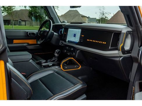 Used 2022 Ford Bronco Badlands AWD/4WD image 14