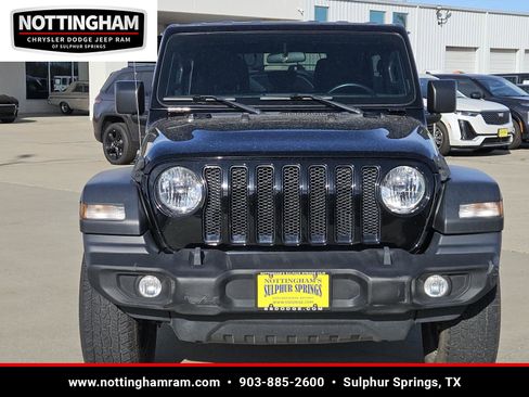 Used 2020 Jeep Wrangler Unlimited Sport image 2