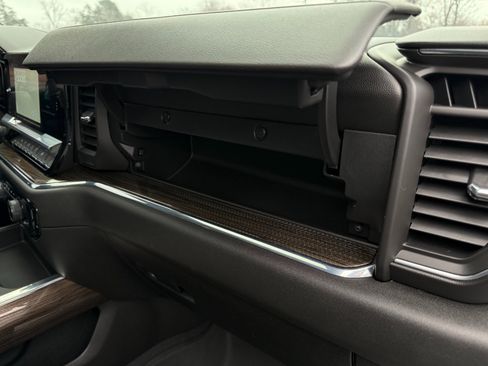 Used 2024 Chevrolet Silverado 1500 RST w/ Redline Edition image 17