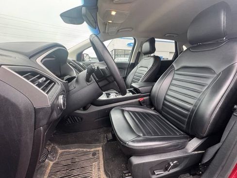 Used 2019 Ford Edge SEL w/ Equipment Group 201A AWD/4WD image 13