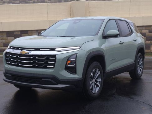 New 2026 Chevrolet Equinox LT w/ Convenience Package II image 1