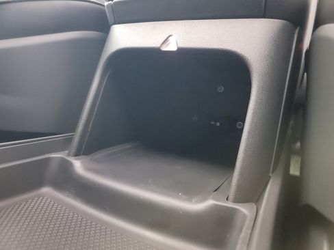 Used 2023 Rivian R1S Launch Edition Quad AWD/4WD image 33