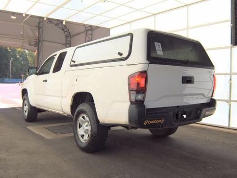 Used 2021 Toyota Tacoma SR RWD image 2