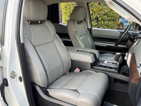 Used 2020 Toyota Tundra Limited image 34