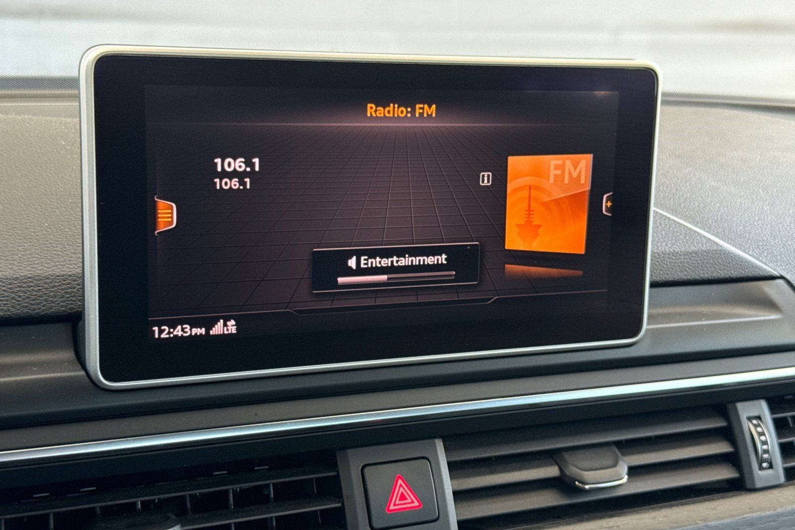Used 2018 Audi A5 2.0T Premium Plus w/ Premium Plus AWD/4WD image 25