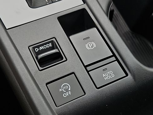 New 2026 Nissan Sentra SV FWD image 19