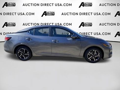 Used 2024 Nissan Sentra SV image 22