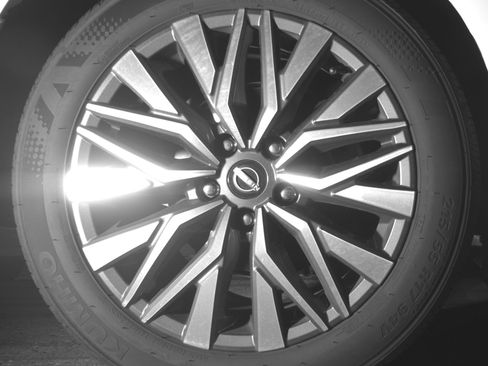 Used 2025 Nissan Altima 2.5 SV FWD image 15