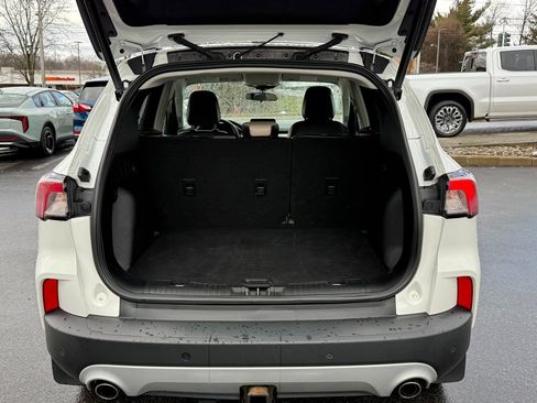 Used 2022 Ford Escape SEL w/ Class II Trailer Tow Package image 12
