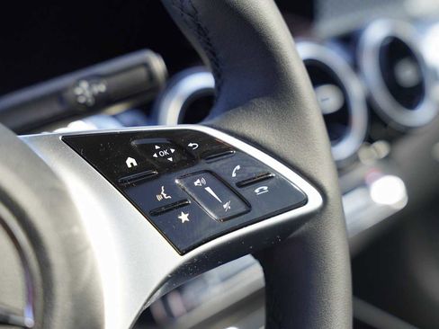 Used 2026 Mercedes-Benz GLB 250 GLB 250 image 22