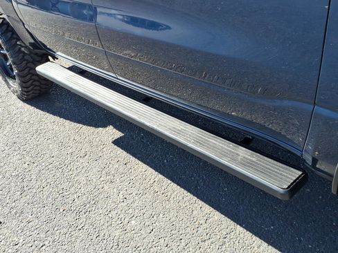 Used 2020 RAM 1500 Big Horn image 9