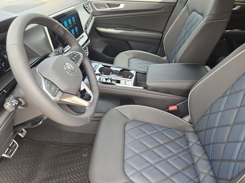 New 2026 Volkswagen Atlas Cross Sport SEL Premium R-Line image 11