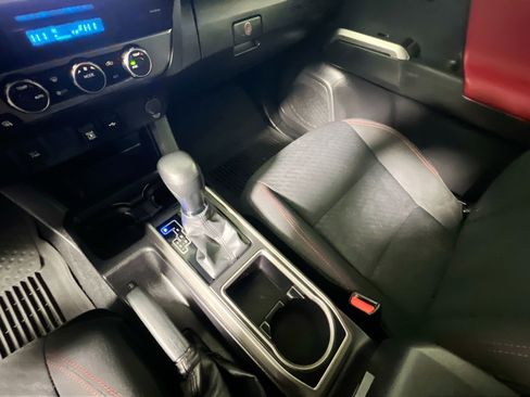 Used 2023 Toyota Tacoma SR5 image 26