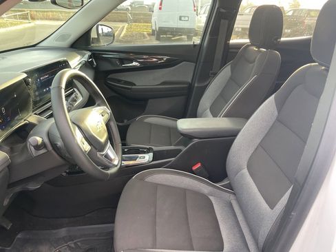 Certified 2024 Chevrolet TrailBlazer LT w/ Convenience Package image 18