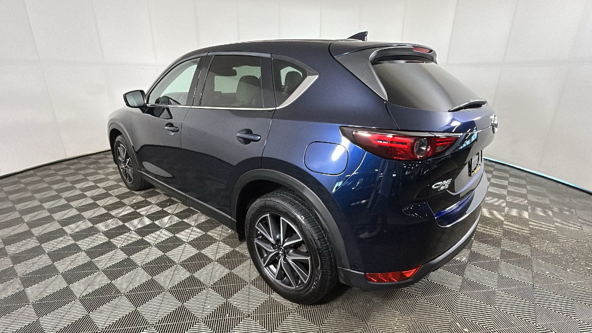 Used 2017 MAZDA CX-5 Grand Touring AWD/4WD image 5
