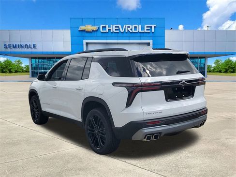 New 2026 Chevrolet Traverse LT image 3