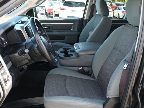 Used 2017 RAM 1500 Big Horn RWD image 12