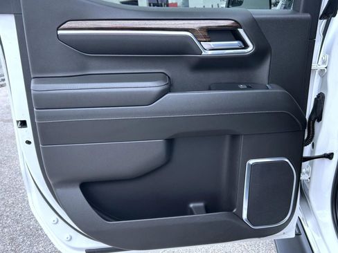 Certified 2022 GMC Sierra 1500 Elevation w/ LPO, Elevation Black Package AWD/4WD image 20