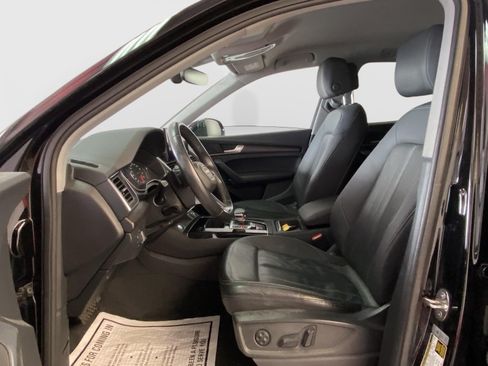 Used 2021 Audi Q5 2.0T Premium w/ Convenience Package AWD/4WD image 20