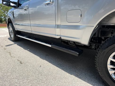 Used 2020 Ford F250 XLT w/ XLT Premium Package AWD/4WD image 19