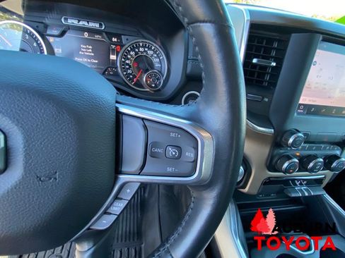 Used 2022 RAM 1500 Laramie AWD/4WD image 39