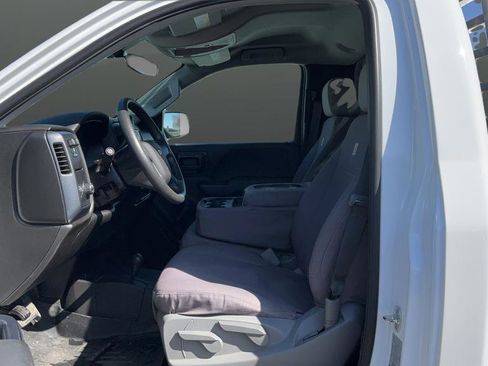 Used 2018 Chevrolet Silverado 1500 W/T w/ Trailering Package image 36