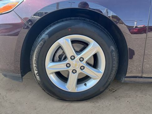 Used 2021 Chevrolet Malibu LS FWD image 14