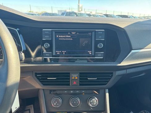 Used 2021 Volkswagen Jetta S FWD image 10