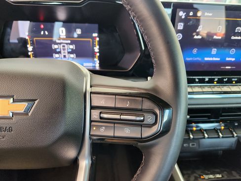 Used 2023 Chevrolet Colorado LT w/ LT Convenience Package III image 30