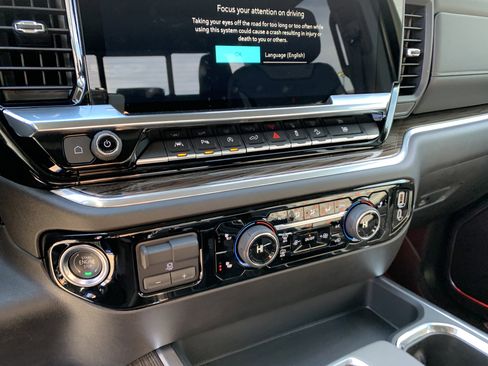 New 2025 Chevrolet Silverado 1500 RST AWD/4WD image 17