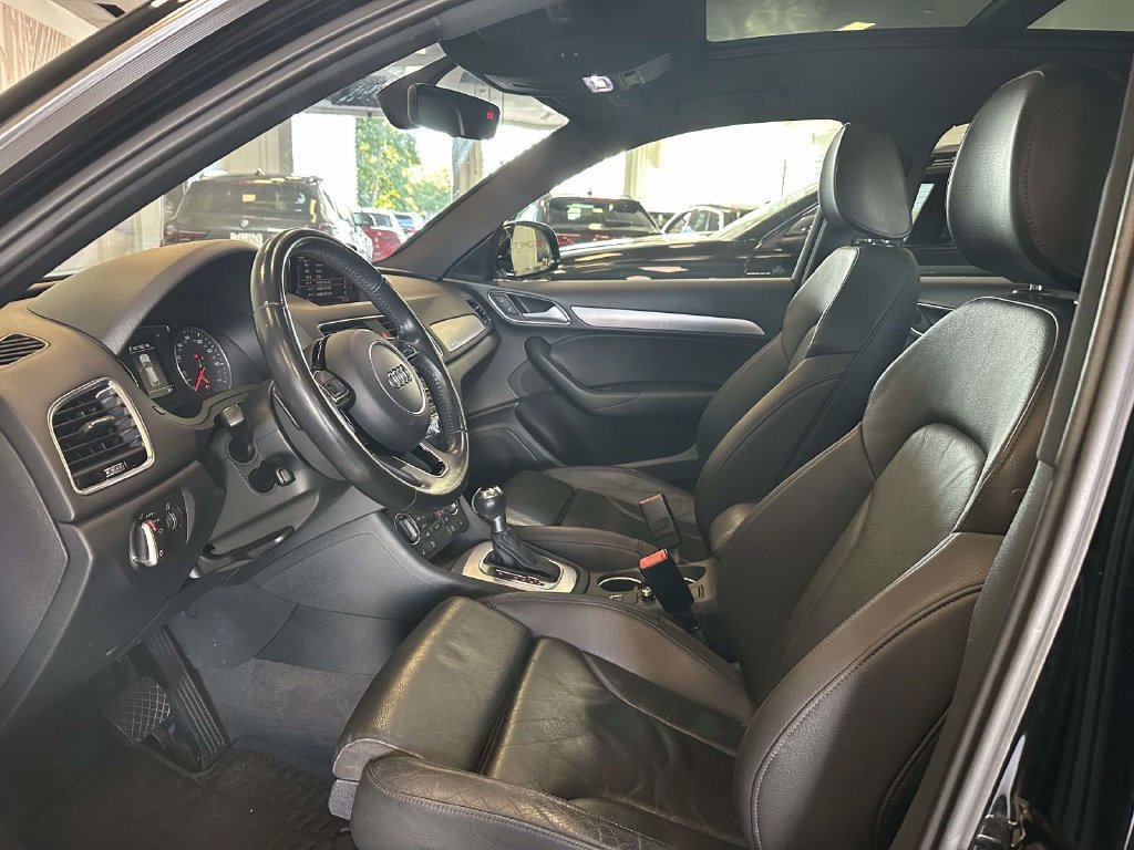 Used 2017 Audi Q3 2.0T Premium Plus w/ Premium Plus Package AWD/4WD image 17