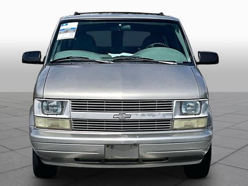 Used 2005 Chevrolet Astro Passenger AWD image 3