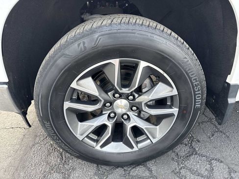 Certified 2023 Chevrolet Silverado 1500 LT AWD/4WD image 18