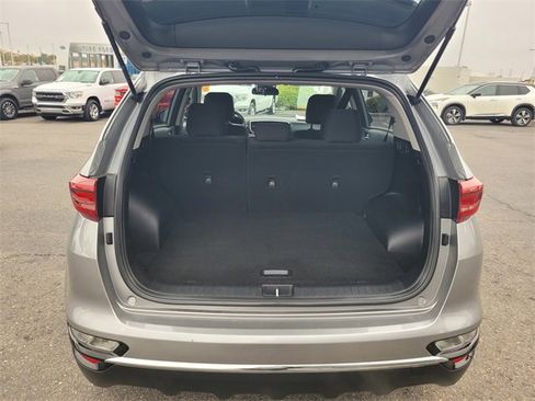 Used 2022 Kia Sportage LX w/ LX FWD Value Edition Package image 11
