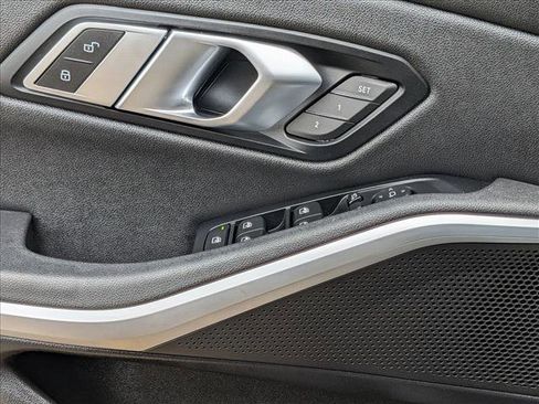 Used 2019 BMW 330i xDrive Sedan w/ Convenience Package image 15