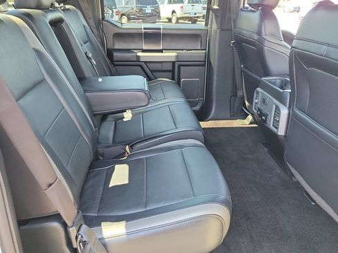 Used 2017 Ford F150 Raptor w/ Equipment Group 802A Luxury AWD/4WD image 23